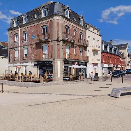 A Cote De La Mer Ault Luaran gambar