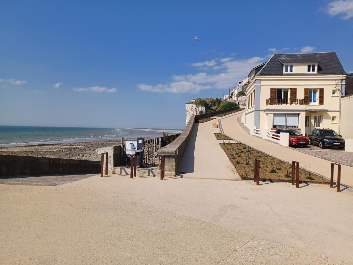 A Cote De La Mer Ault Luaran gambar